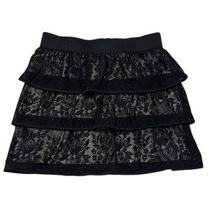 Women’s Justify Black Lace Tiered Mini Skirt Size Large